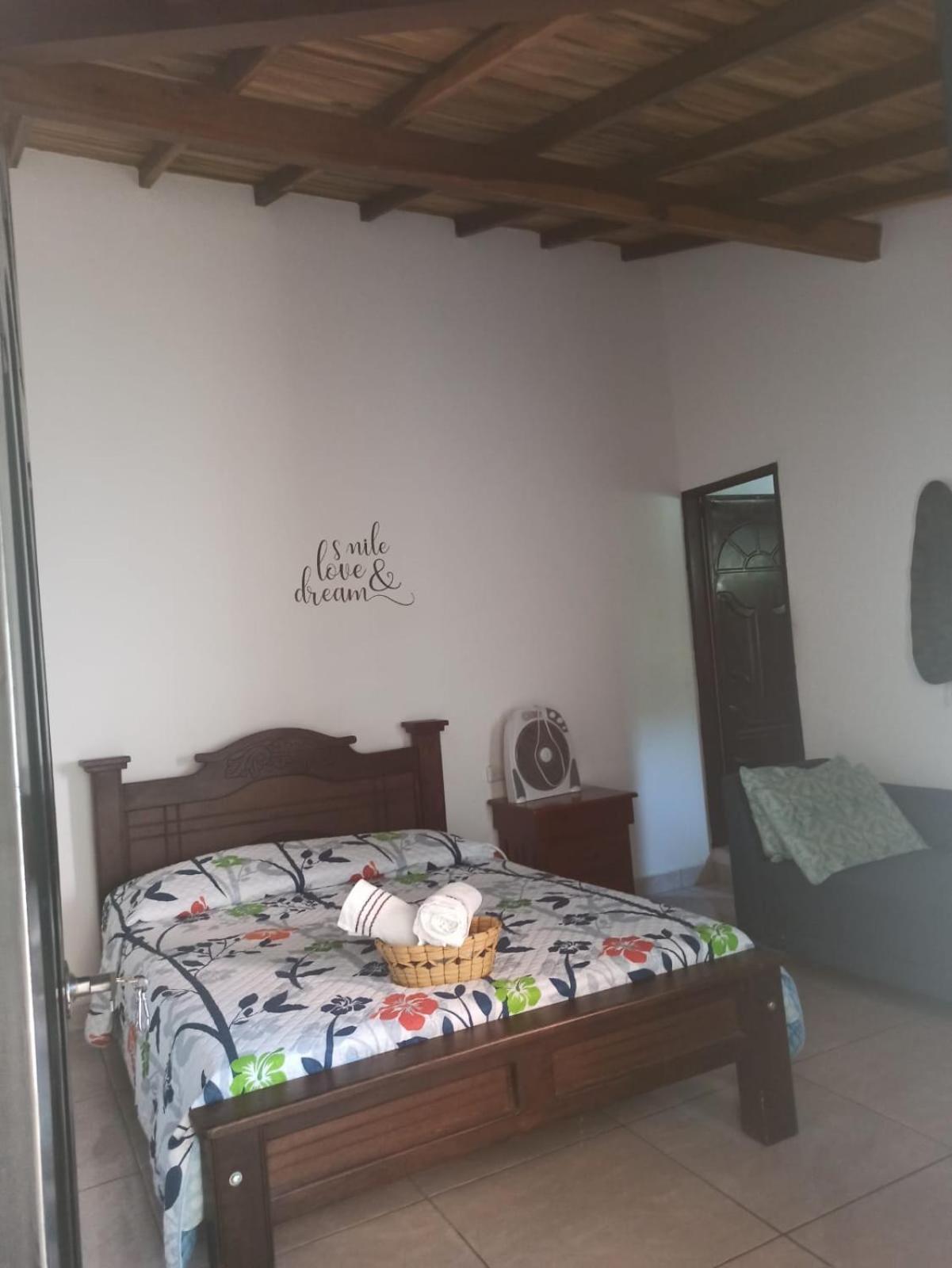 Hostal Jose Navarro Guadalupe 외부 사진